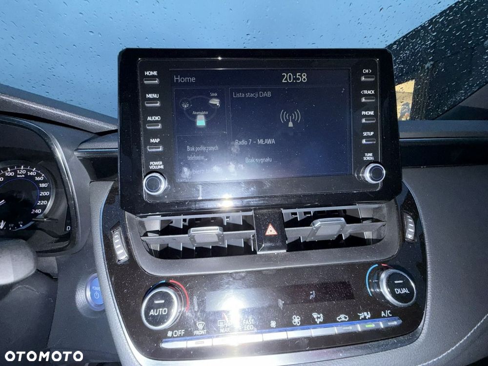 Toyota Corolla 1.8 Hybrid Comfort - 14