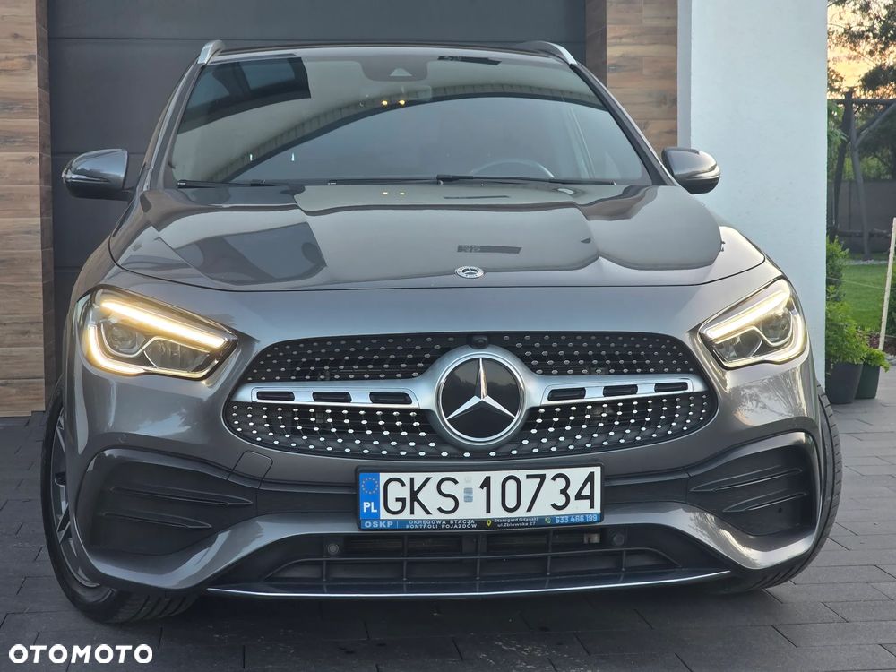Mercedes-Benz GLA 200 d AMG Line - 14