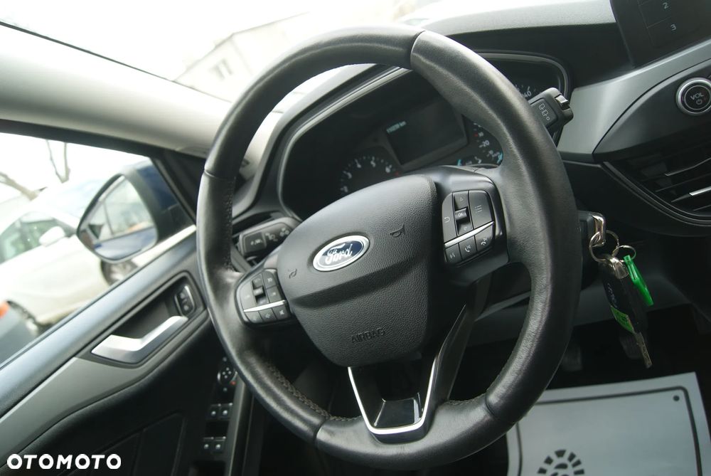 Ford Focus 1.0 EcoBoost Trend Edition Business - 9