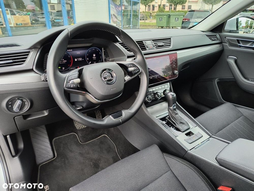 Skoda Superb 2.0 TSI Style DSG - 13