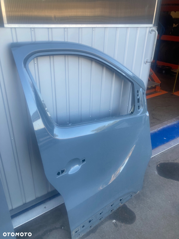 RENAULT Trafic 3 III lift  4 IV OPEL Vivaro Fiat talento  DRZWI przednie PRAWE PRAWy przód