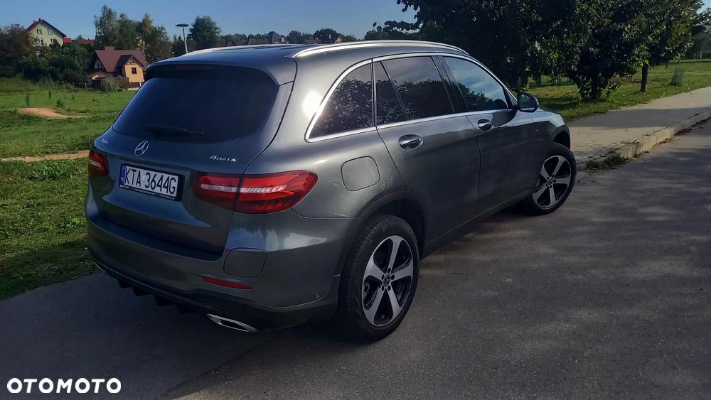 Mercedes-Benz GLC - 6