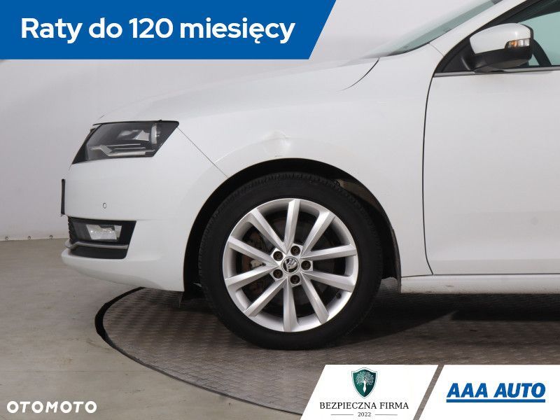 Skoda RAPID - 16