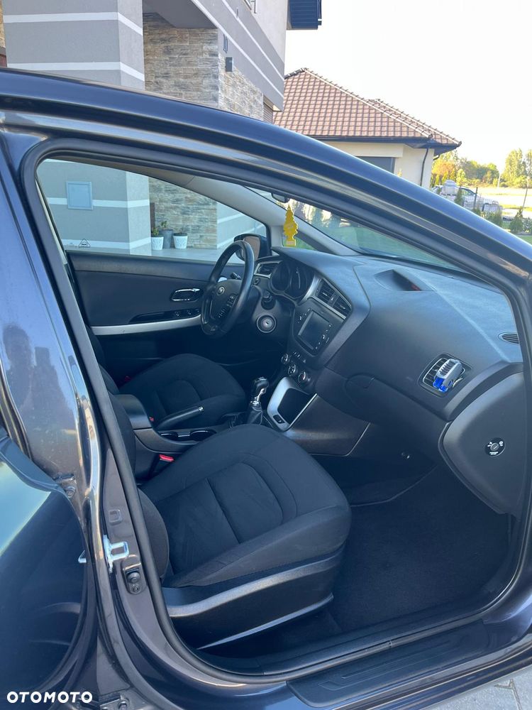 Kia Ceed - 15