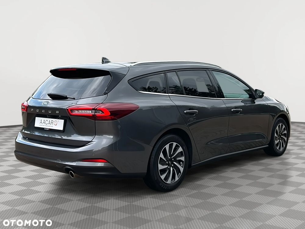 Ford Focus 1.0 EcoBoost Titanium X - 4