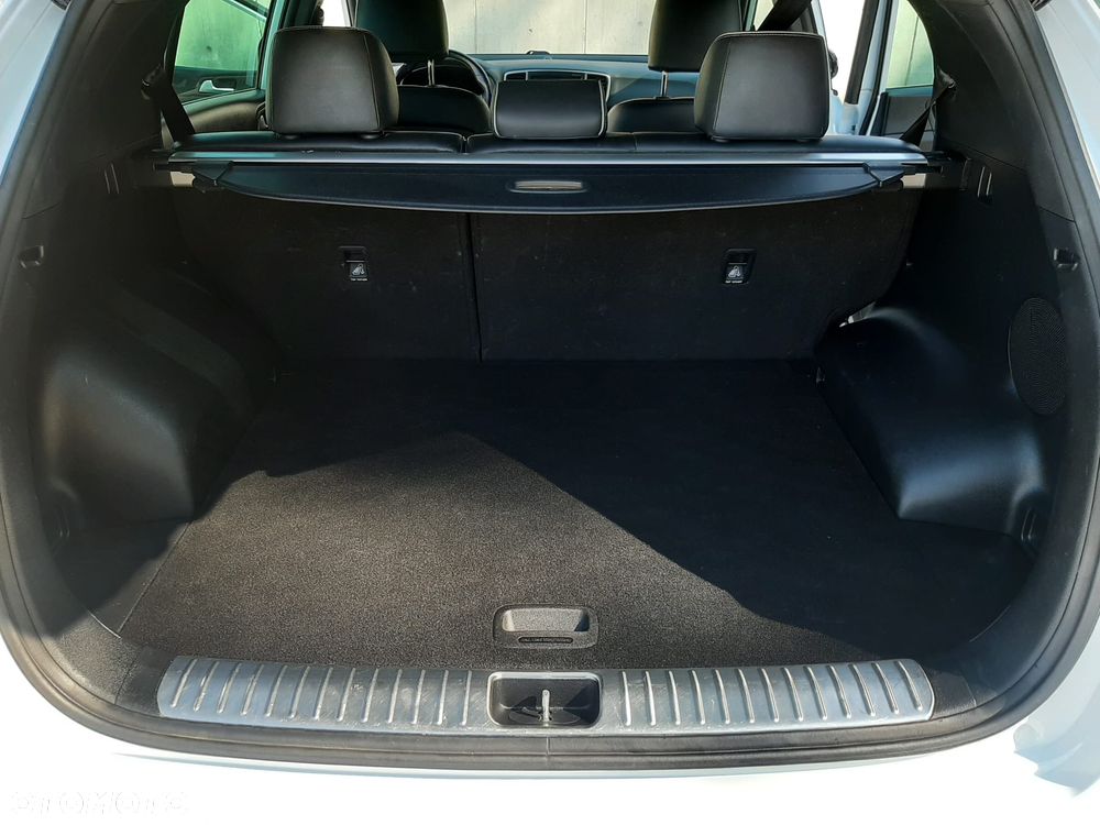 Kia Sportage 2,0 CRDI AWD GT Line - 40