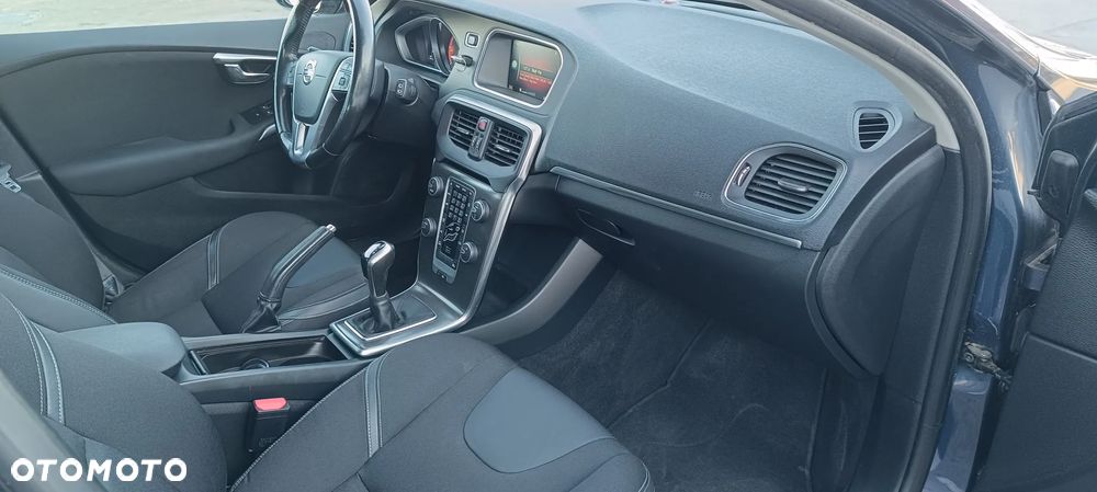 Volvo V40 - 10