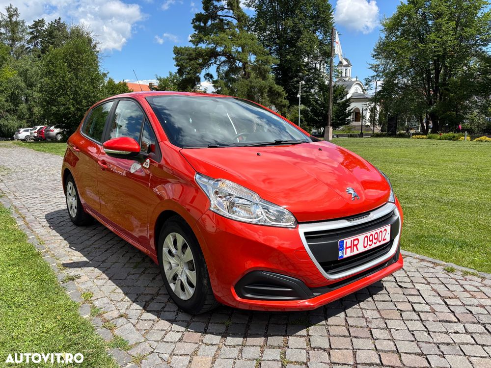Peugeot 208 - 16
