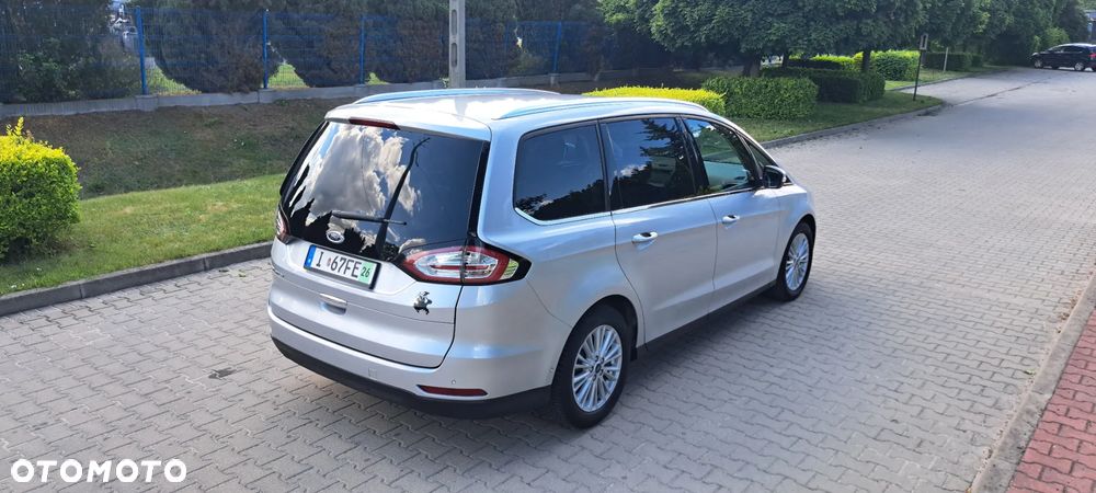 Ford Galaxy - 10