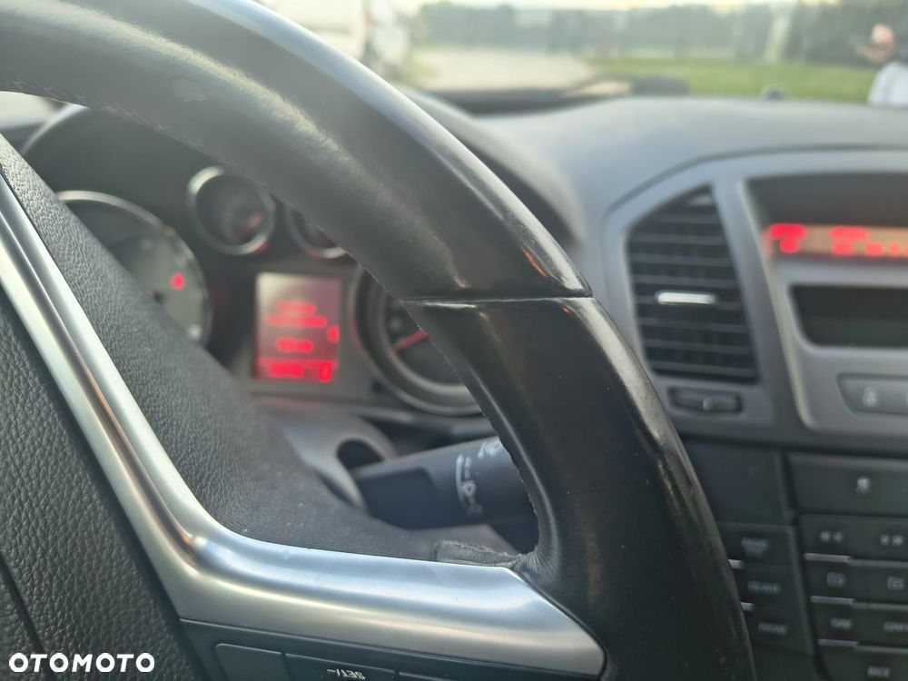 Opel Insignia - 11