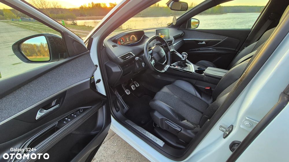 Peugeot 3008 2.0 HDi Premium - 17