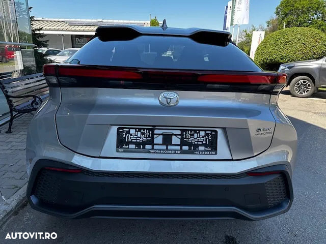 Toyota C-HR - 6