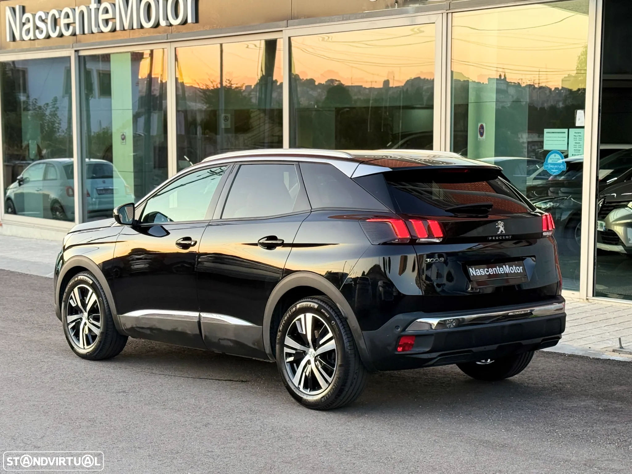 Peugeot 3008 PureTech 130 Stop & Start GPF EAT8 Allure - 11