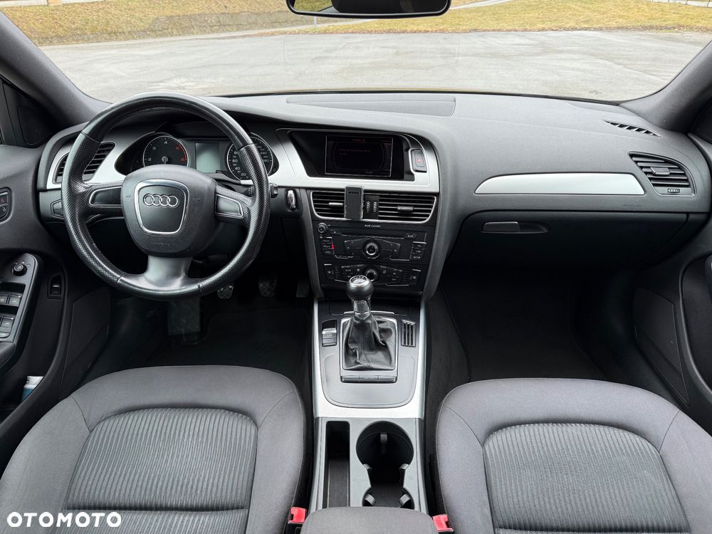 Audi A4 Avant 2.0 TDI - 7