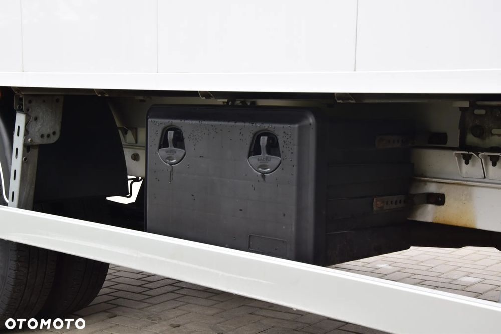 Mercedes-Benz Sprinter 519 CDI  Kontener Na bliźniaku , Automatyczna skrzynia 190 KM, Salon PL   Na gwarancji - 28