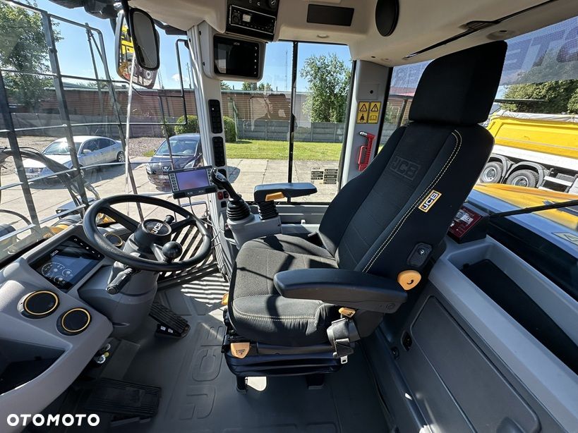 JCB 437 S5 WasteMaster - 25