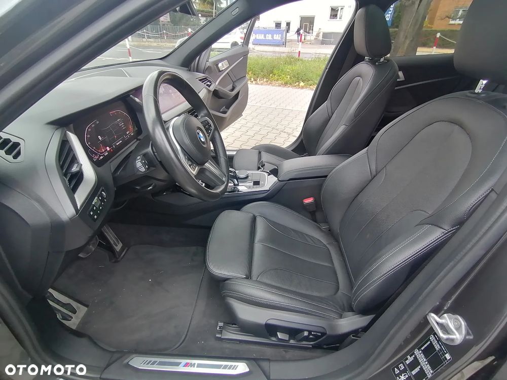 BMW Seria 1 120d M Sport - 19