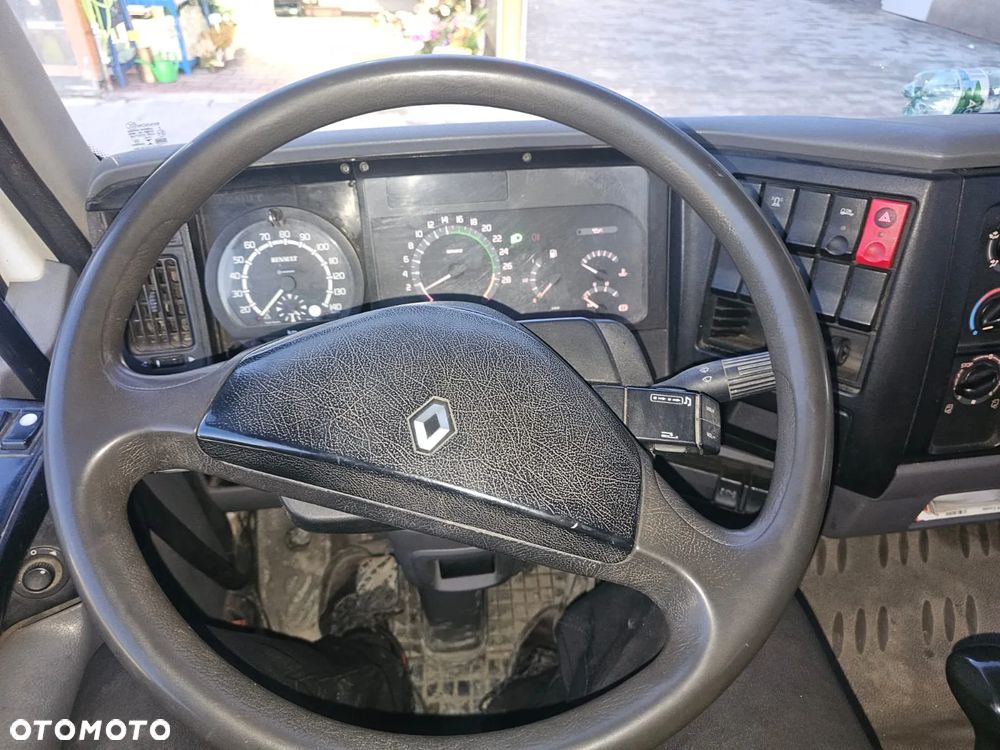 Renault MIDLUM - 9