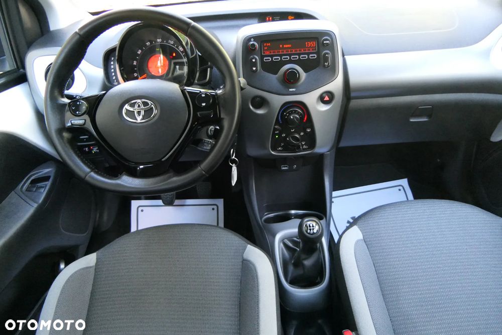 Toyota Aygo 1.0 VVT-i Color Edition - 3
