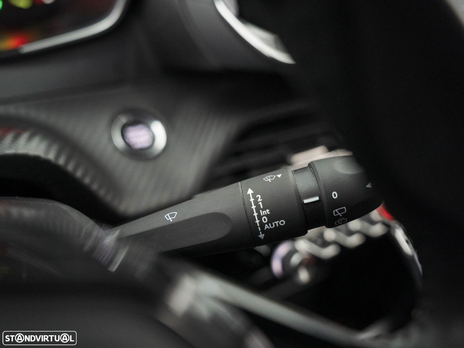Peugeot e-2008 50 kWh Active - 23