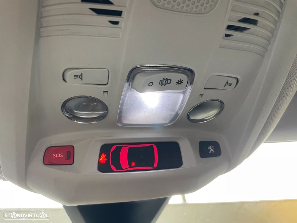 Peugeot 5008 1.6 BlueHDi Crossway EAT6 - 31