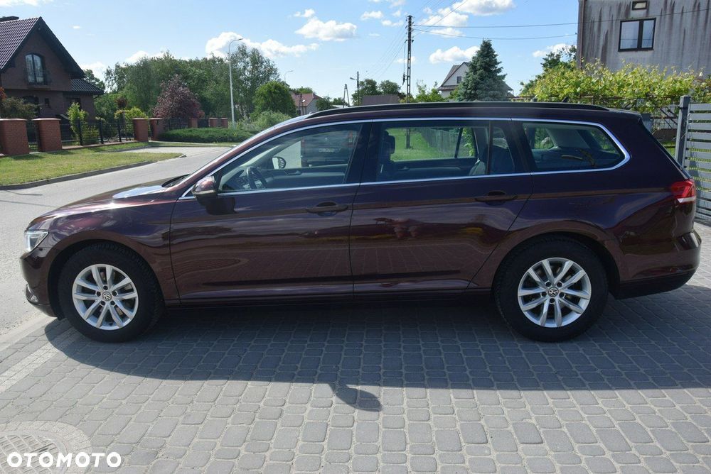 Volkswagen Passat - 21