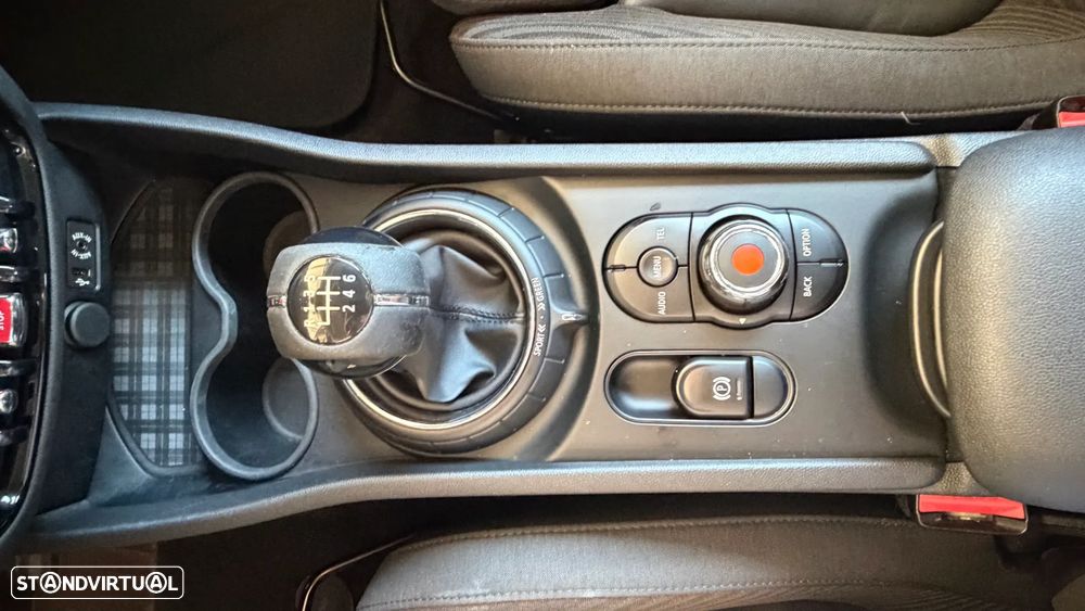MINI Clubman One D - 23