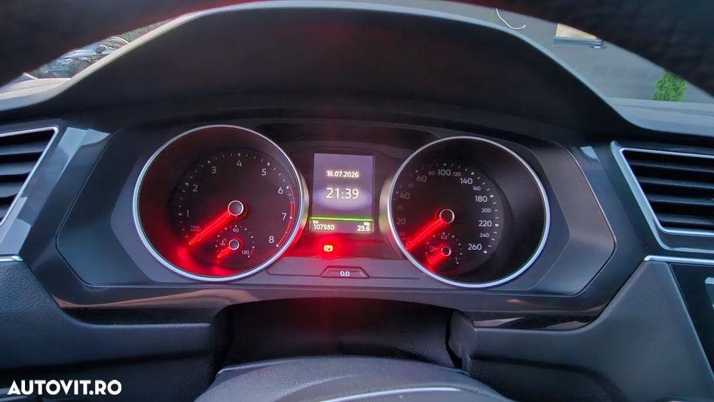 Volkswagen Tiguan - 10