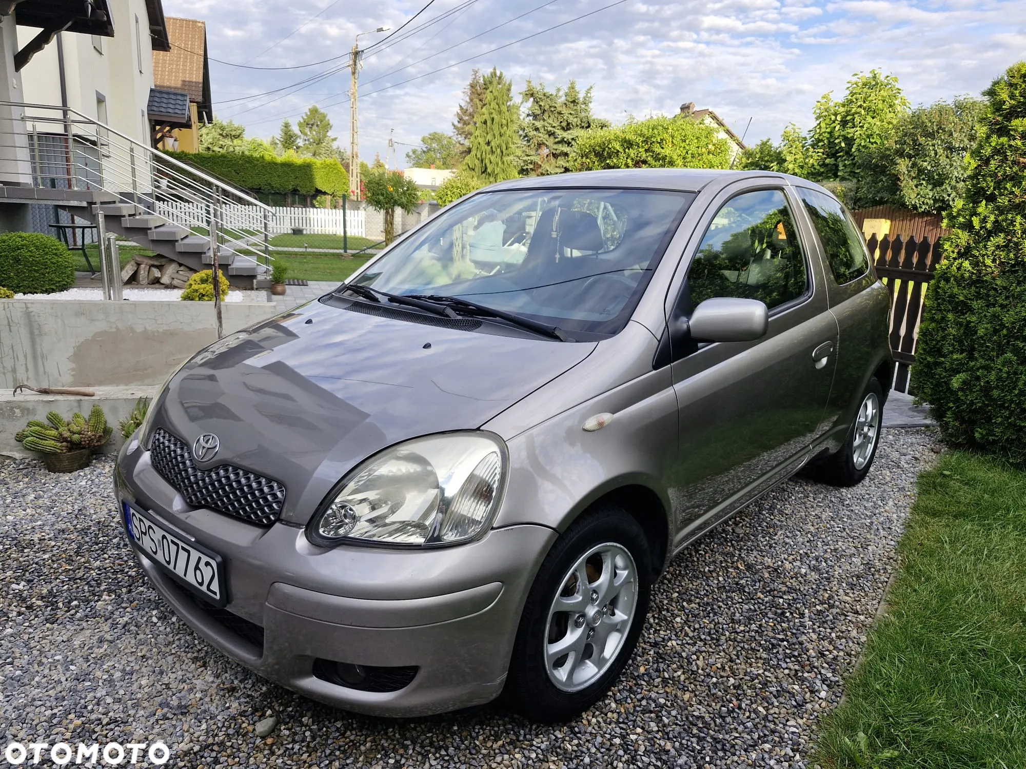 Toyota Yaris 1.3 Blue - 9