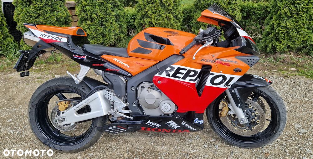 Honda CBR - 1