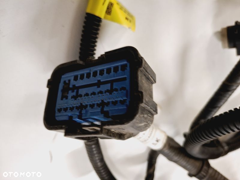 HYUNDAI TUCSON III 3 WIĄZKA PDC CZUJNIKÓW PARKOWANIA TYŁ 91890-D7030 - 2