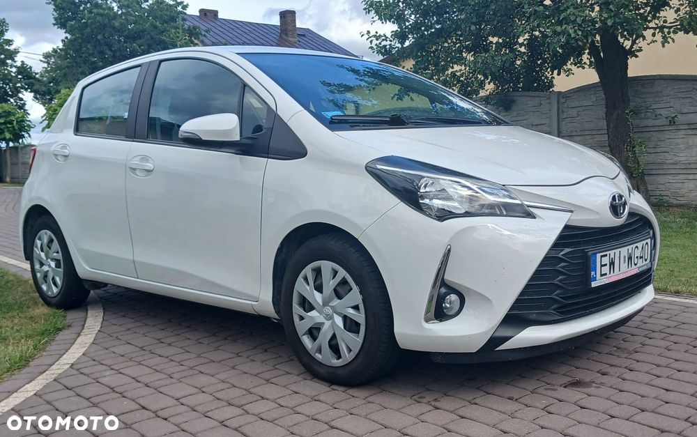 Toyota Yaris 1.5 Selection - 4