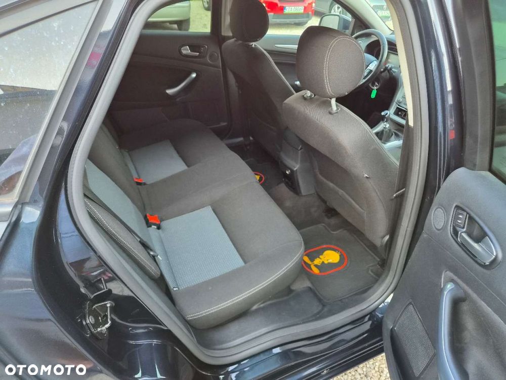 Ford Mondeo 2.0 TDCi Titanium - 18