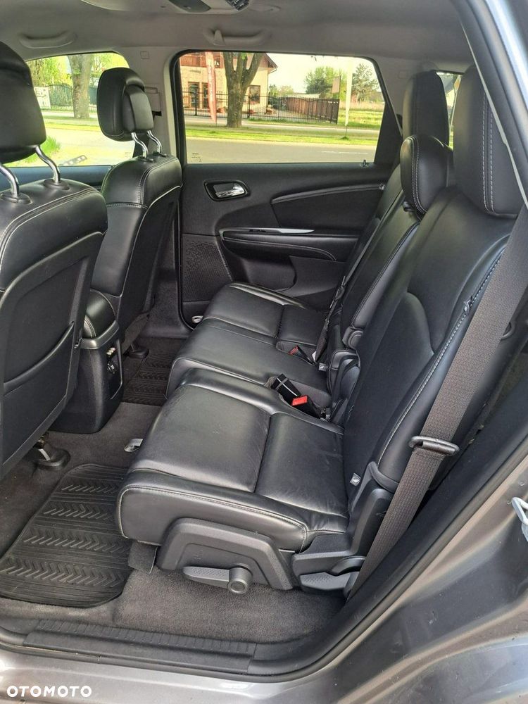 Fiat Freemont 2.0 Multijet 16V DPF Automatik Allrad Lounge - 17