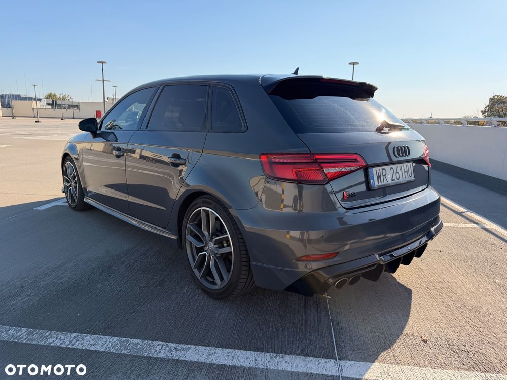 Audi S3 S tronic - 4