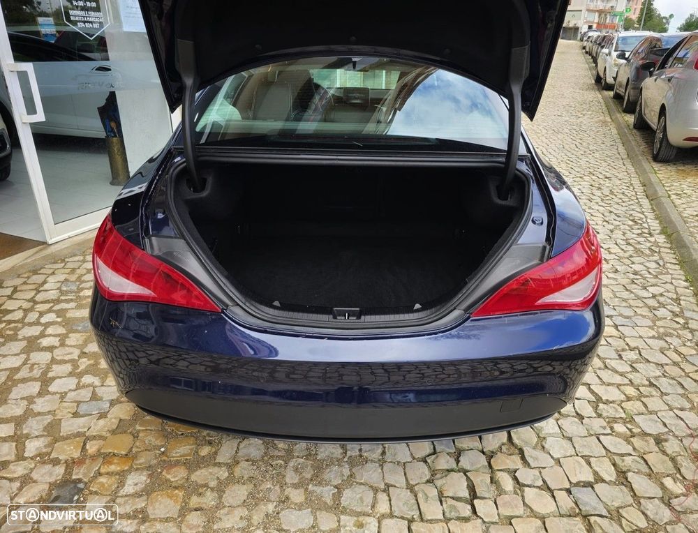 Mercedes-Benz CLA 180 d Urban - 14