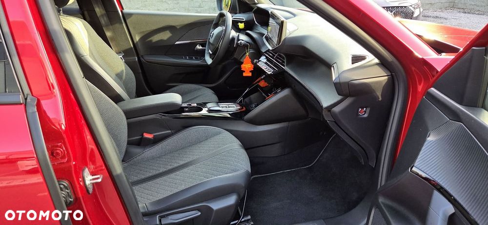 Peugeot 2008 1.2 PureTech Allure S&S EAT8 - 12