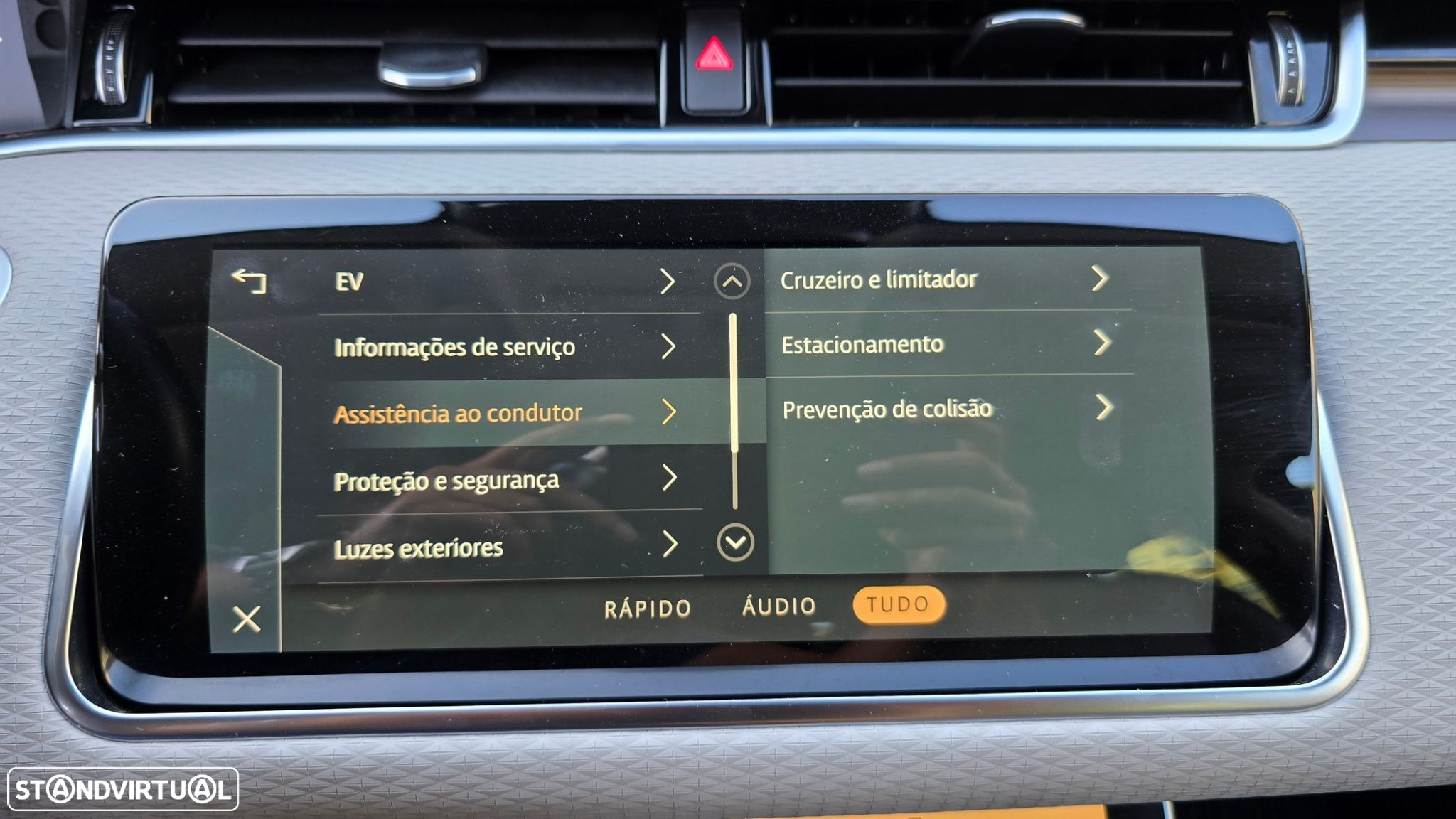 Land Rover Range Rover Evoque - 35