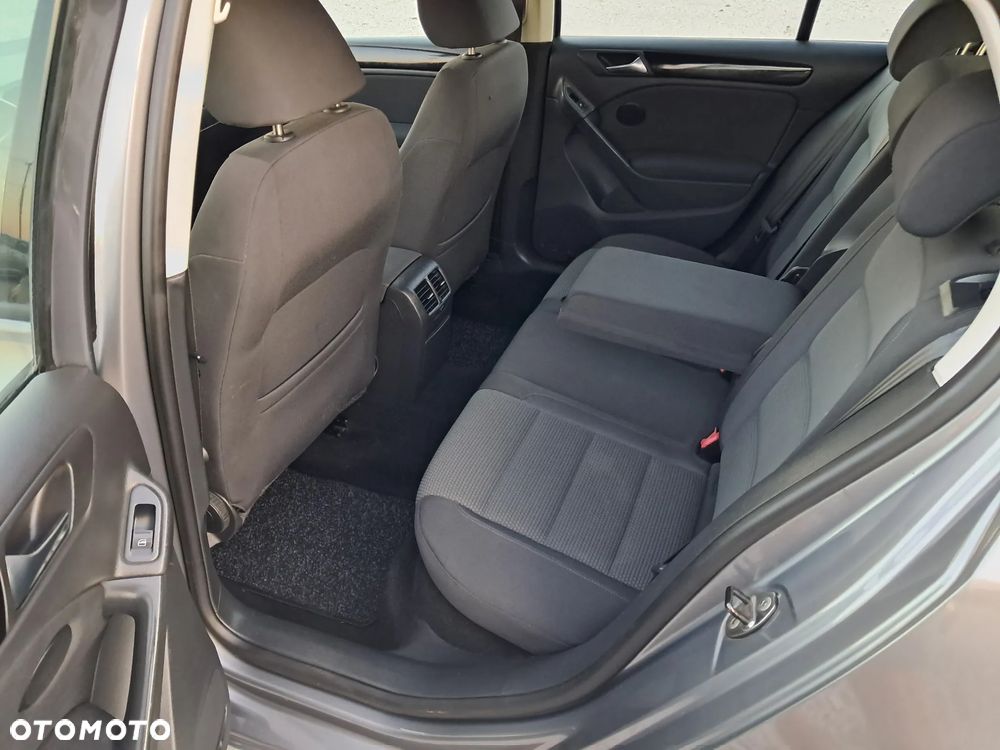 Volkswagen Golf V 1.6 Comfortline - 10