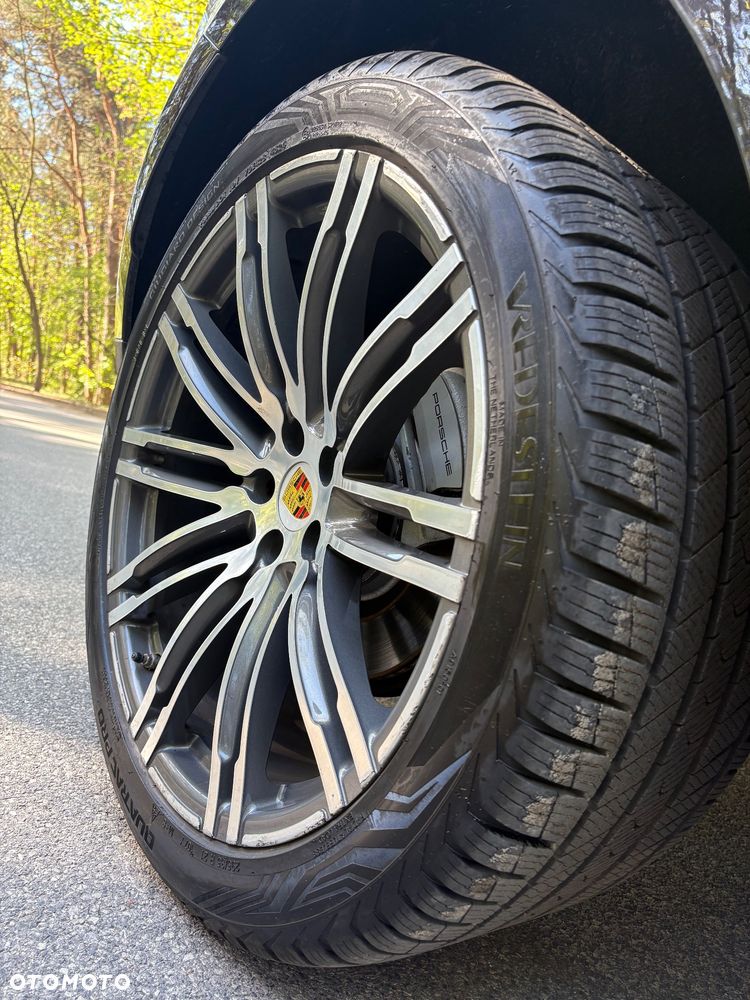 Porsche Macan - 17