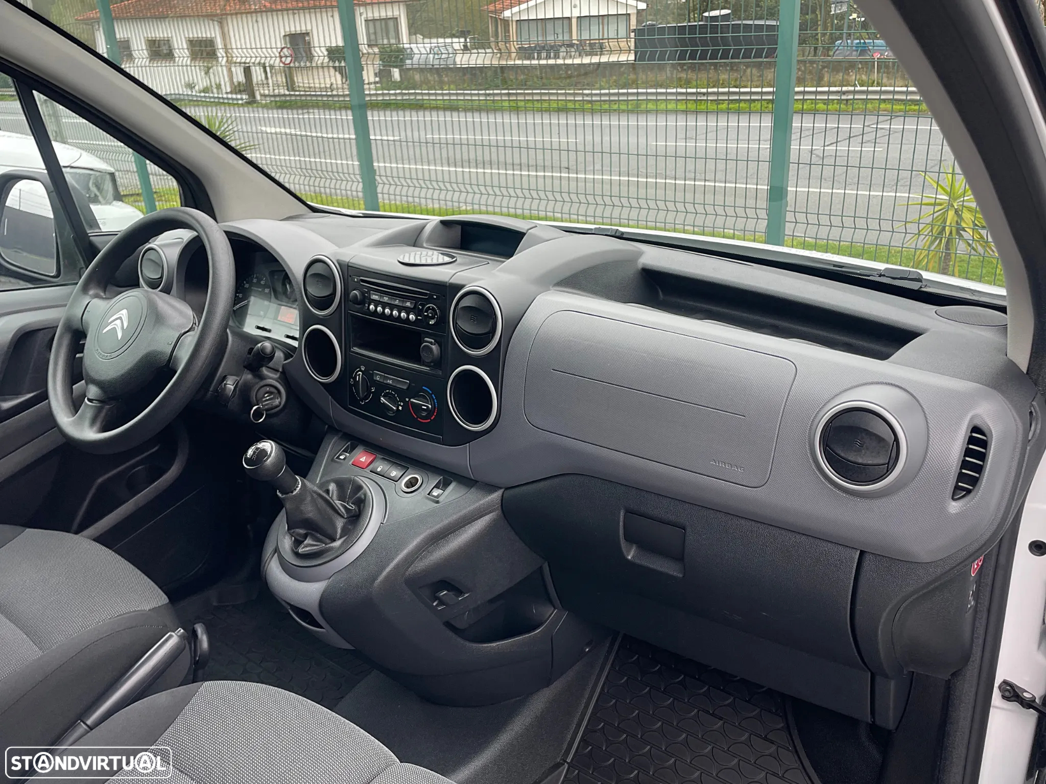 Citroën Berlingo 1.6 HDI IVA Dedutível - 17