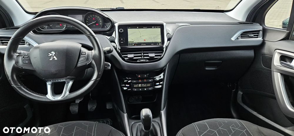 Peugeot 2008 1.6 BlueHDi Allure - 8