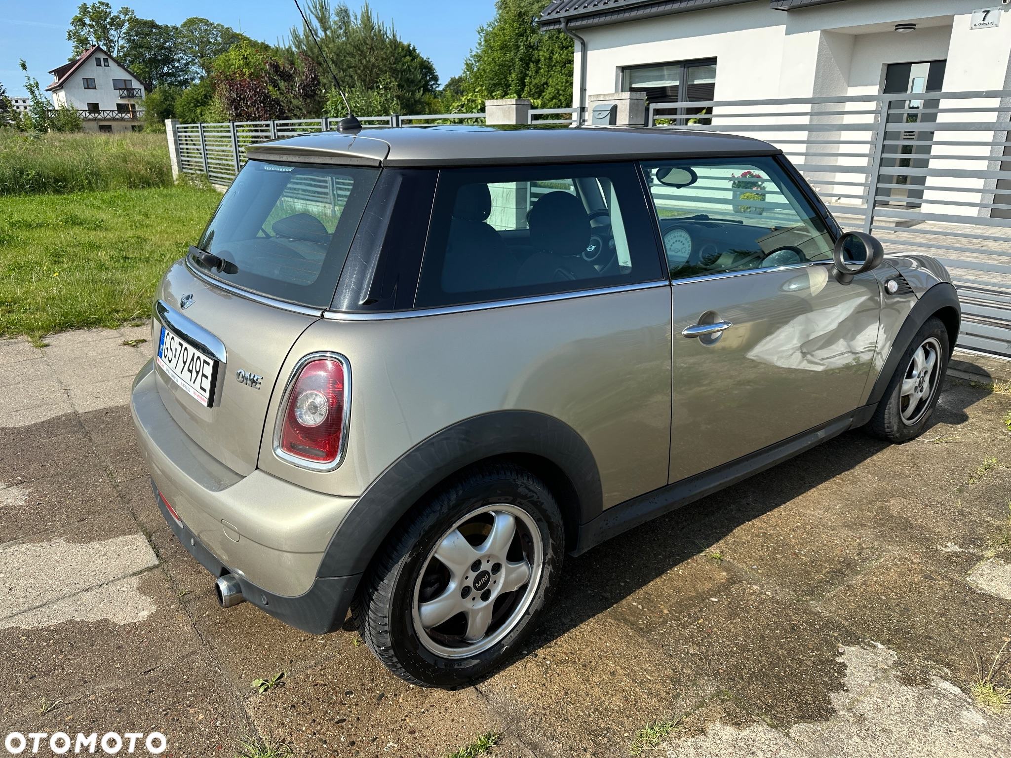MINI ONE Standard - 4