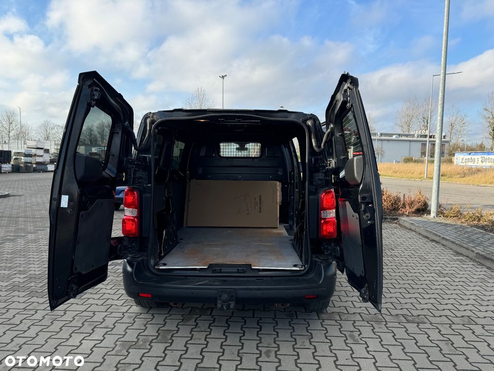 Opel Vivaro - 24