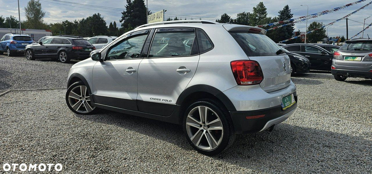 Volkswagen Polo Cross 1.6 TDI DPF - 9