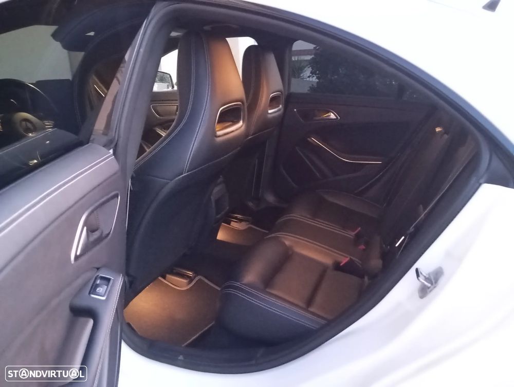 Mercedes-Benz CLA 200 d Shooting Brake AMG Line Aut. - 17