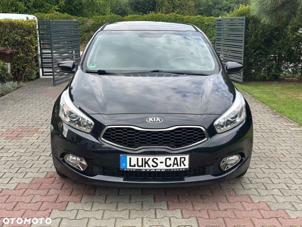 Kia Ceed 1.4 CVVT Dream-Team Edition - 8