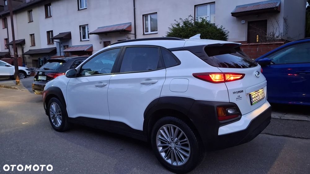 Hyundai Kona 1.6 CRDi DCT 4WD Premium - 3