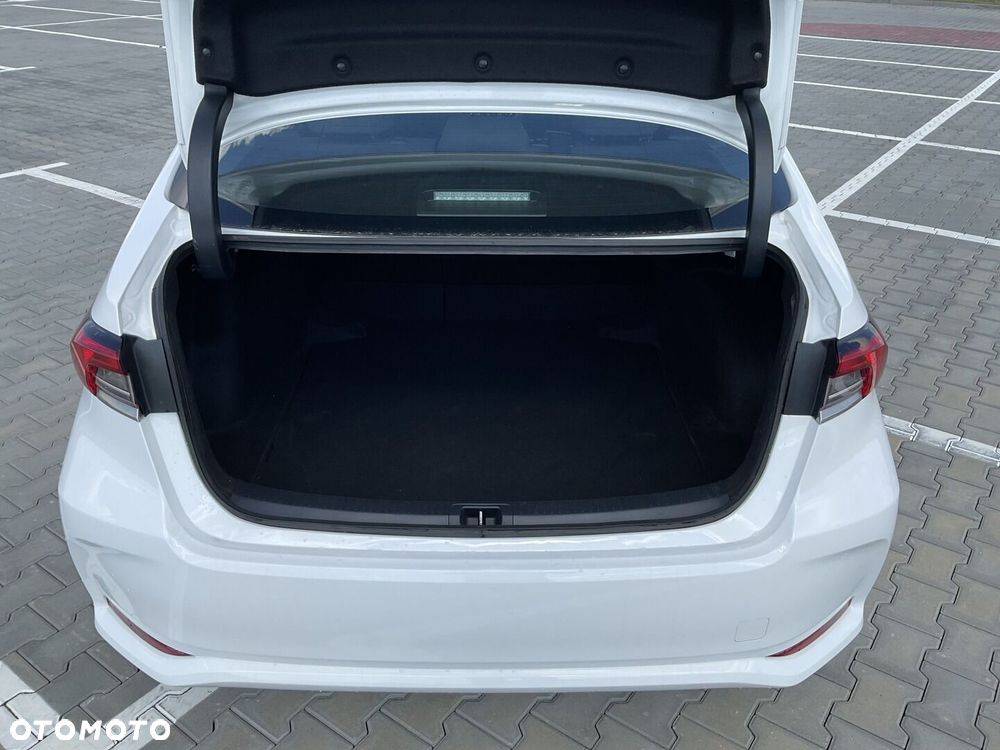 Toyota Corolla 1.8 Hybrid Comfort - 22