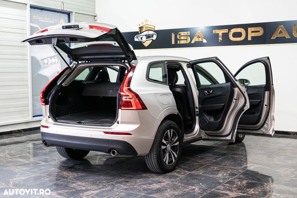 Volvo XC 60 B4 D AWD Geartronic Momentum - 3